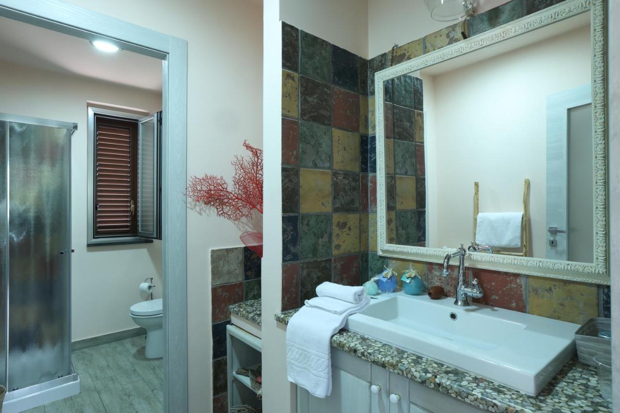 Le Stanze Dei Colori Hotel Aci Bonaccorsi Luaran gambar